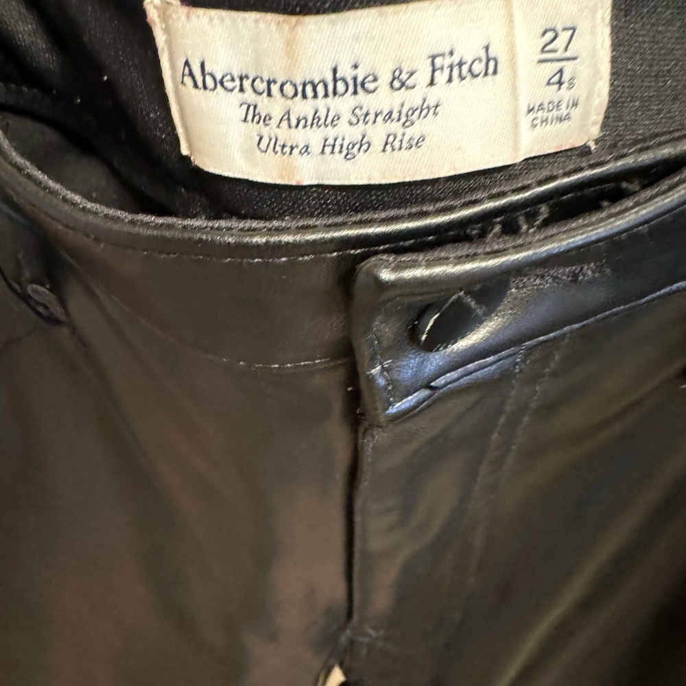 Abercrombie & Fitch Ankle Straight Ultra High‎ Rise vegan Leather crop pants 27 - Picture 6 of 6